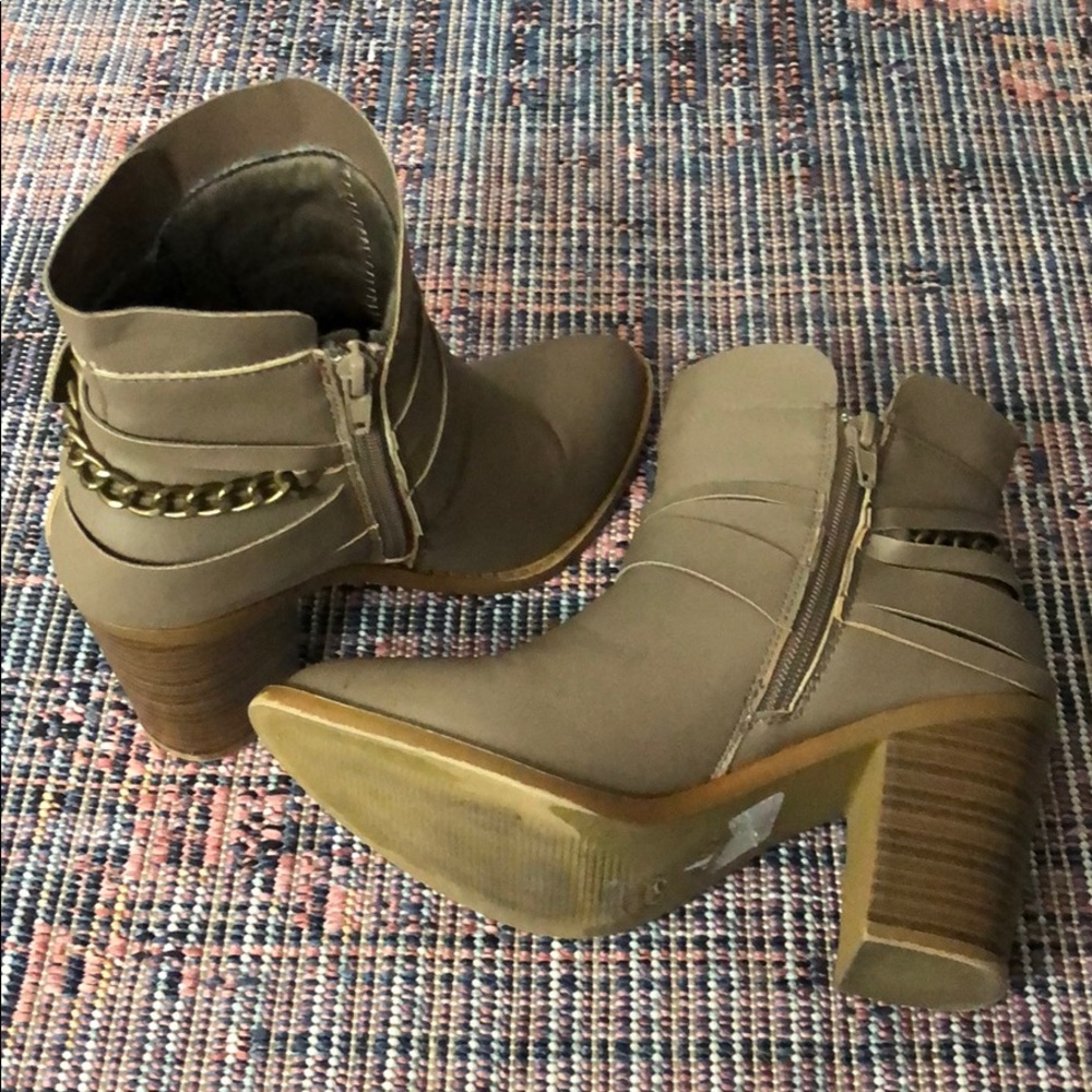Booties - Picture 3 of 3